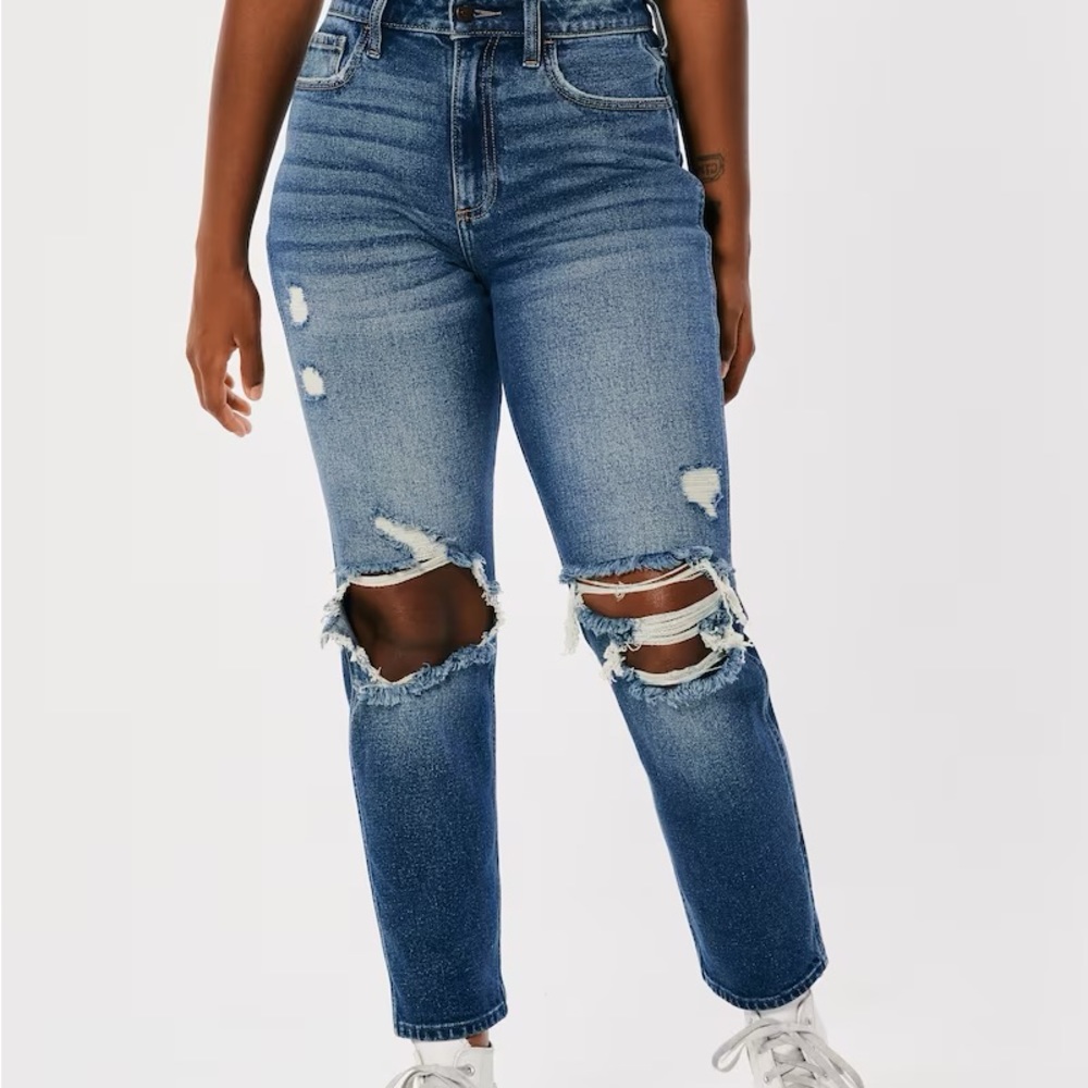 Hollister Women’s Curvy Jeans